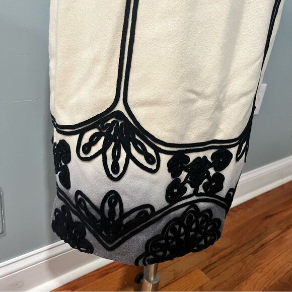Nanette Lepore Cream Wool Blend Seraphim Patterned Ombre Skirt Size 6 - Picture 2 of 8